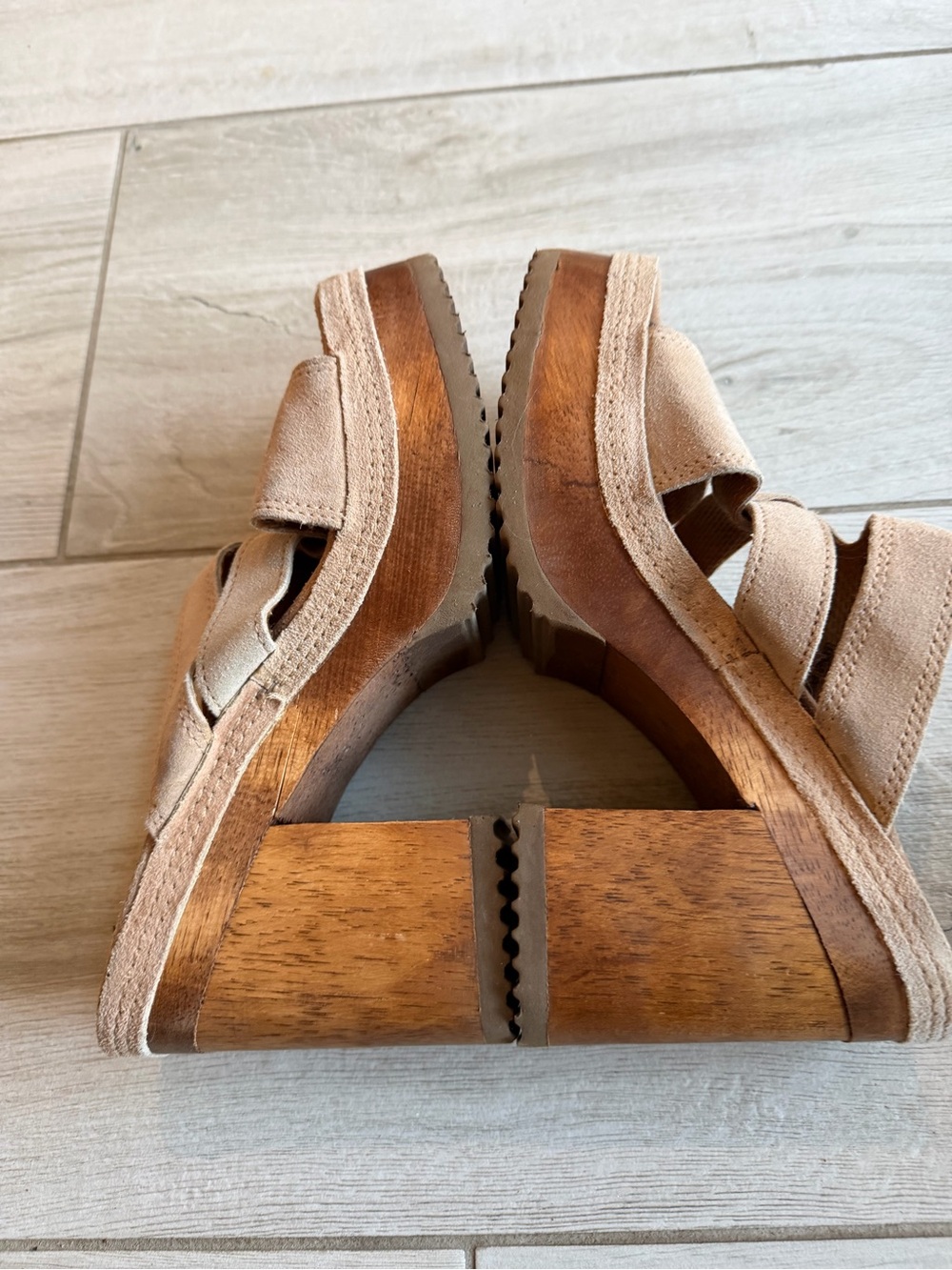 BONGO Beige Crisscross Suede Slip-On Wedge Mules